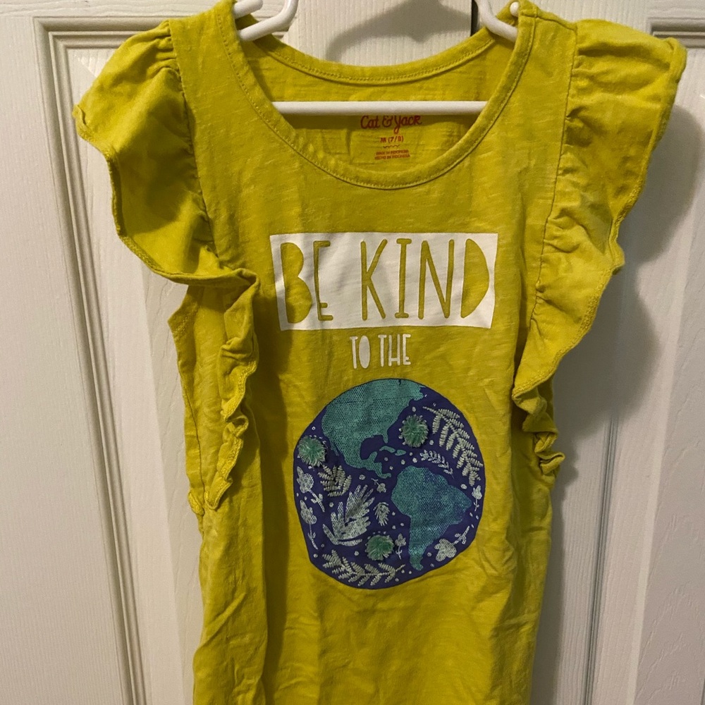 Short sleeves top